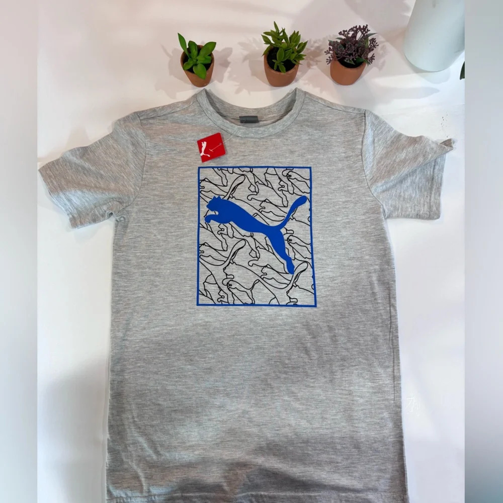 Puma Graphics Cat Logo Gray T-Shirt  NWT🌟